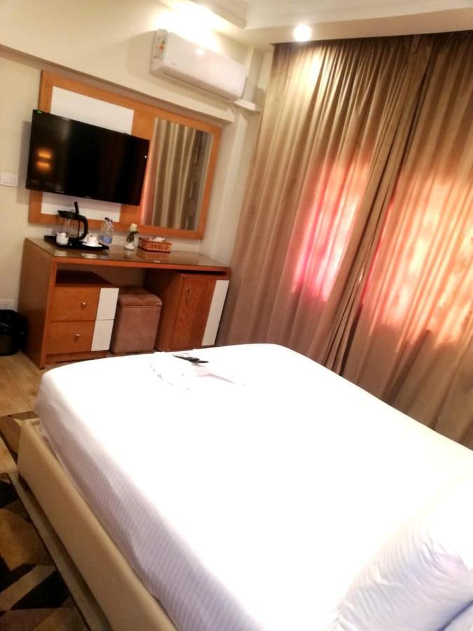 Jewel Al Nasr & 4* Il Cairo
